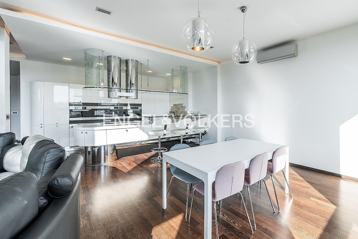 Pronájem bytu 3+kk 288 m² – fotografie 5