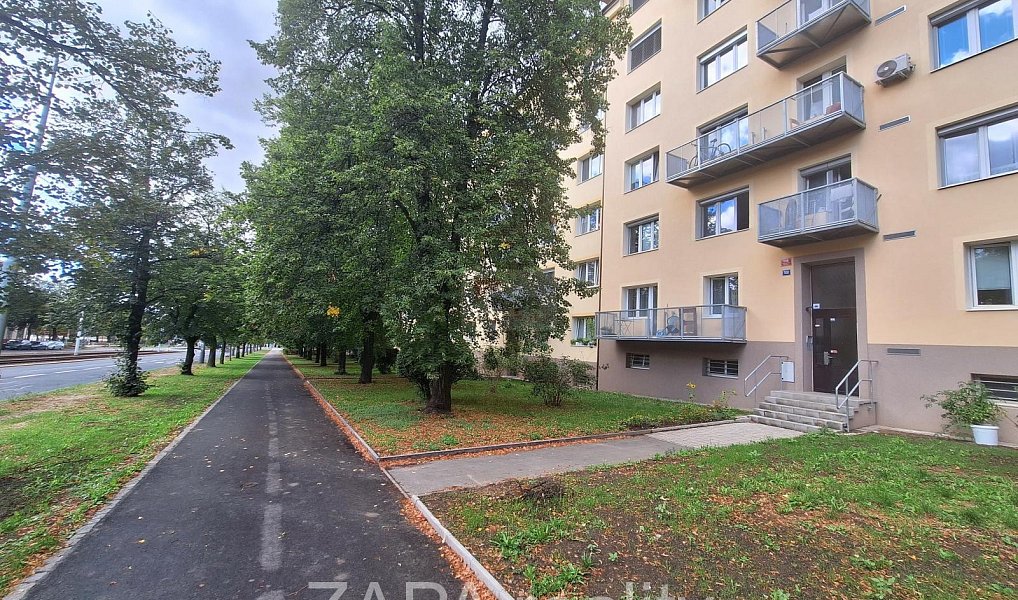 Pronájem bytu 2+1 53 m², Praha – náhled fotky 12