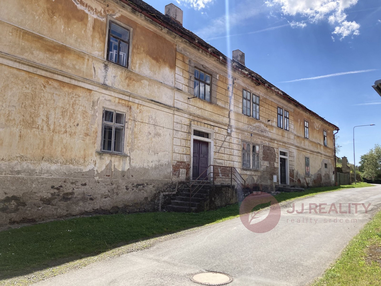 Prodej domu 950 m² s pozemkem 200 m² – další