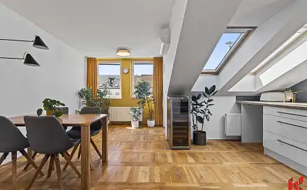 Prodej bytu 4+kk 100 m²