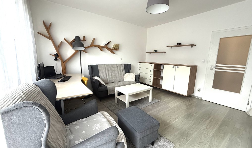 Pronájem bytu 3+1, 67 m², Olomouc, Šternberk