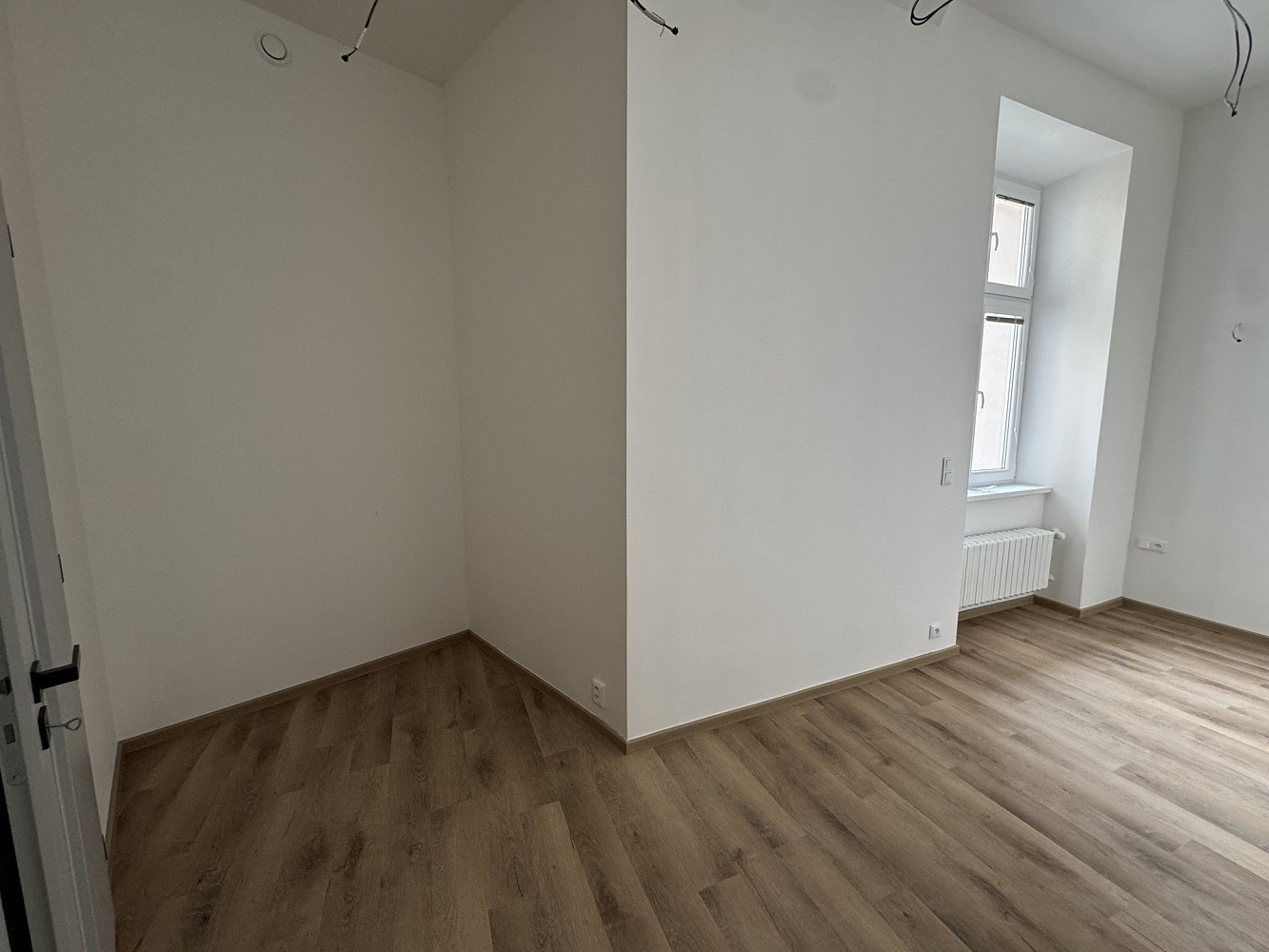 Pronájem bytu 1+kk 27 m² – fotografie 2