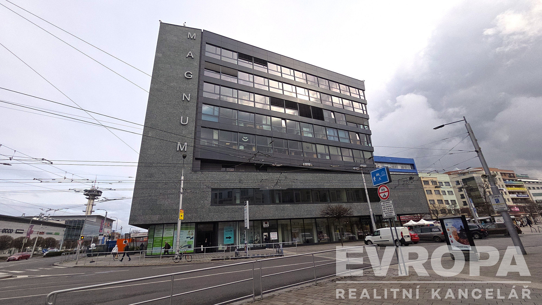 Pronájem kanceláře 17 m² – fotografie 2