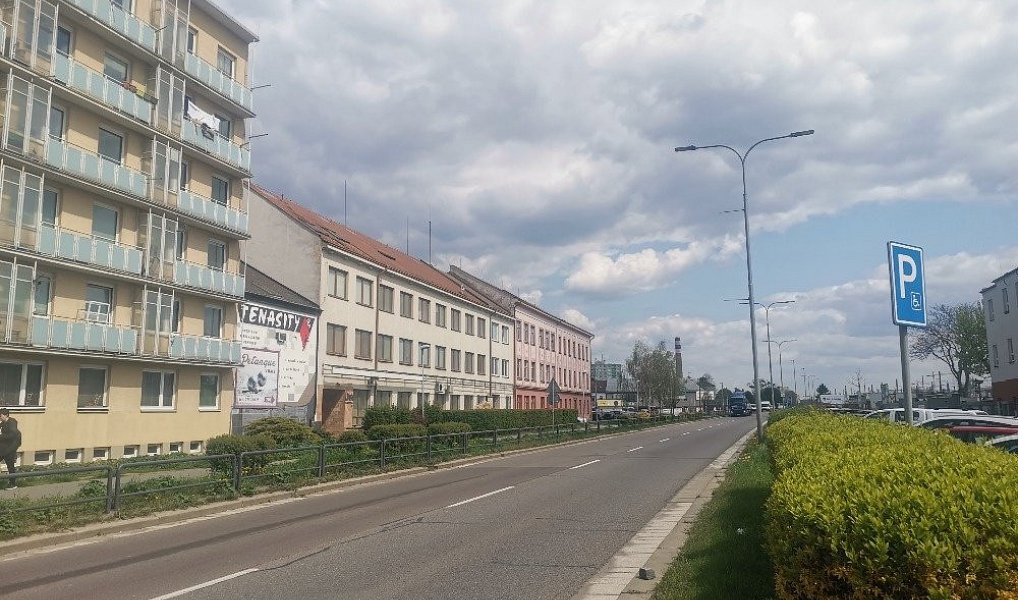 Pronájem obchodních prostor 90 m², Pardubice – náhled fotky 11