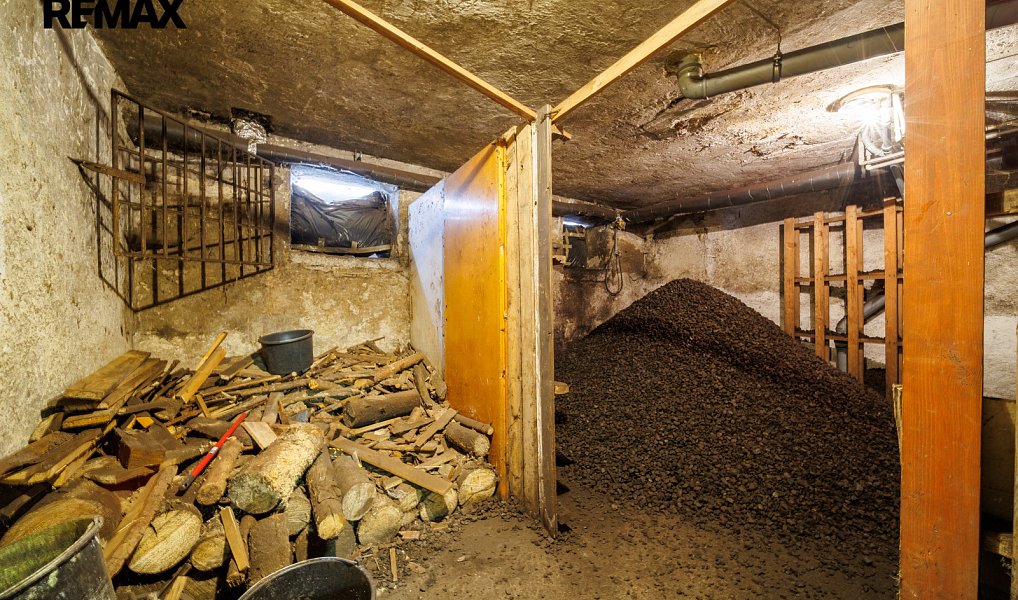 Prodej ubytovacího objektu 980 m², Potůčky – náhled fotky 34