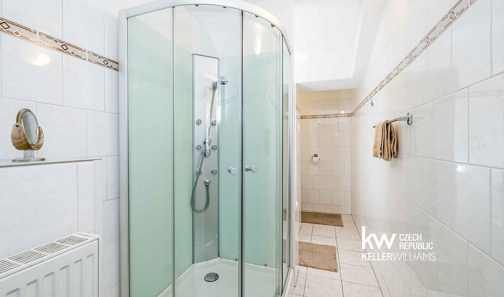Prodej domu 450 m² s pozemkem 1 416 m², Teplice – náhled fotky 19