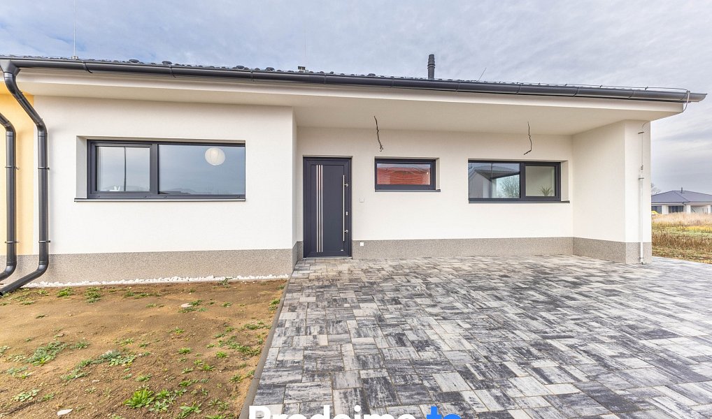 Prodej domu 113 m² s pozemkem 640 m², Hevlín – náhled fotky 10