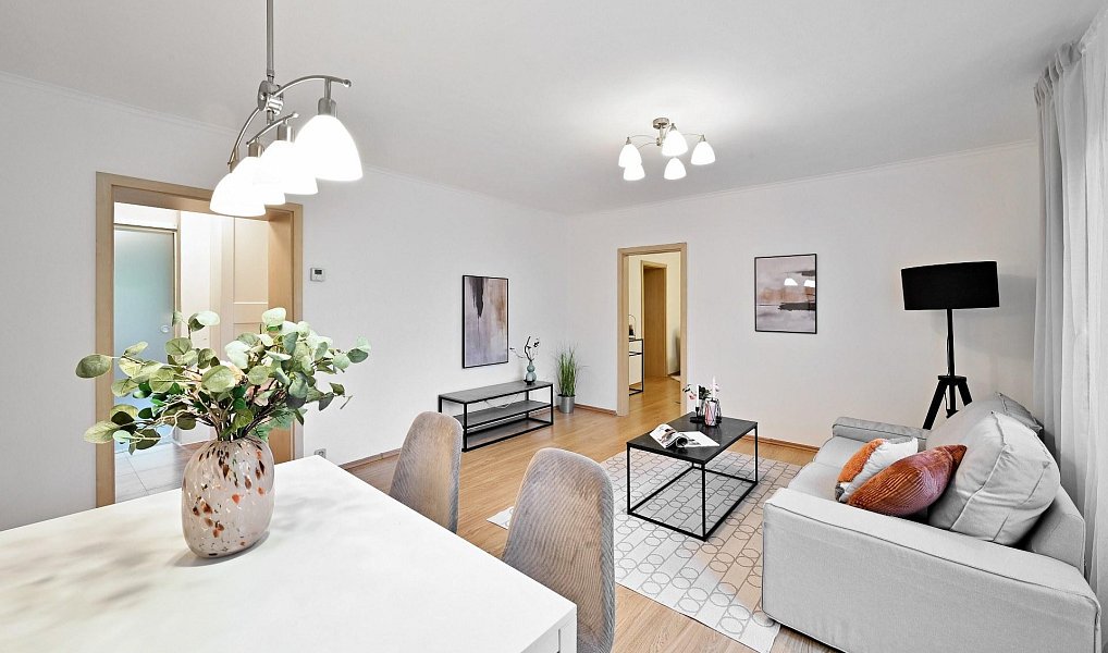 Prodej bytu 3+1 80 m², Praha – náhled fotky 3