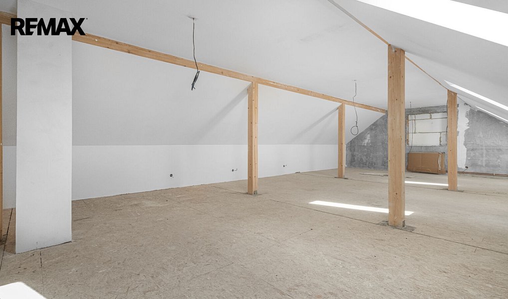 Prodej zemědělského objektu 150 m², Koupě – náhled fotky 8