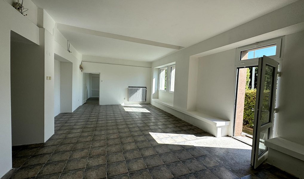 Prodej bytu 4+kk 125 m², Praha – náhled fotky 3