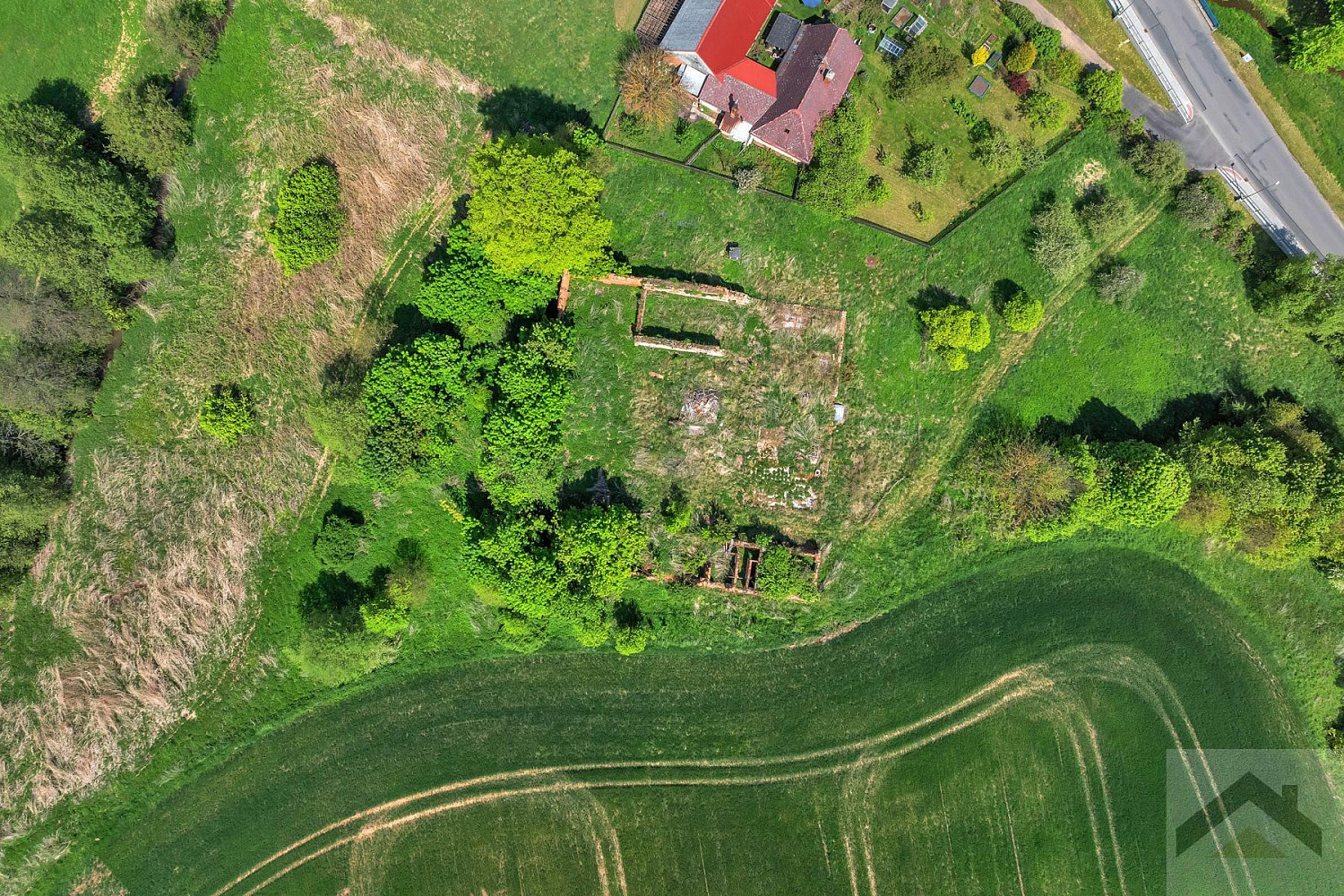 Prodej stavebního pozemku 2 776 m² – fotografie 5