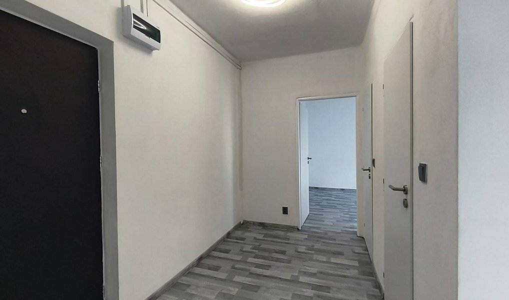Pronájem bytu 2+1 55 m², Karviná – náhled fotky 2