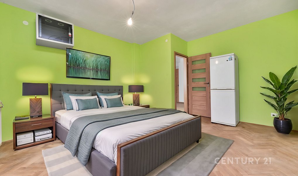 Prodej domu 232 m² s pozemkem 1 199 m², Rabyně – náhled fotky 22