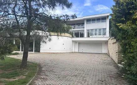 Dražba domu 950 m² s pozemkem 2 429 m², Fryšták