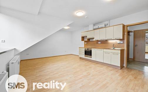 Pronájem bytu 1+kk 34 m², Hálkova, Humpolec, okres Pelhřimov