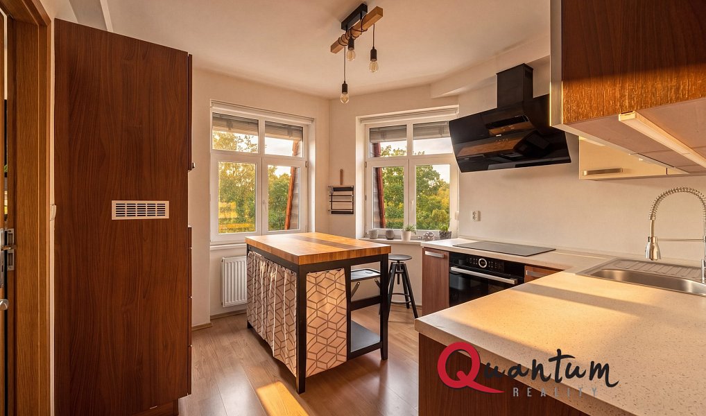 Prodej bytu 2+1 65 m², Praha – náhled fotky 33