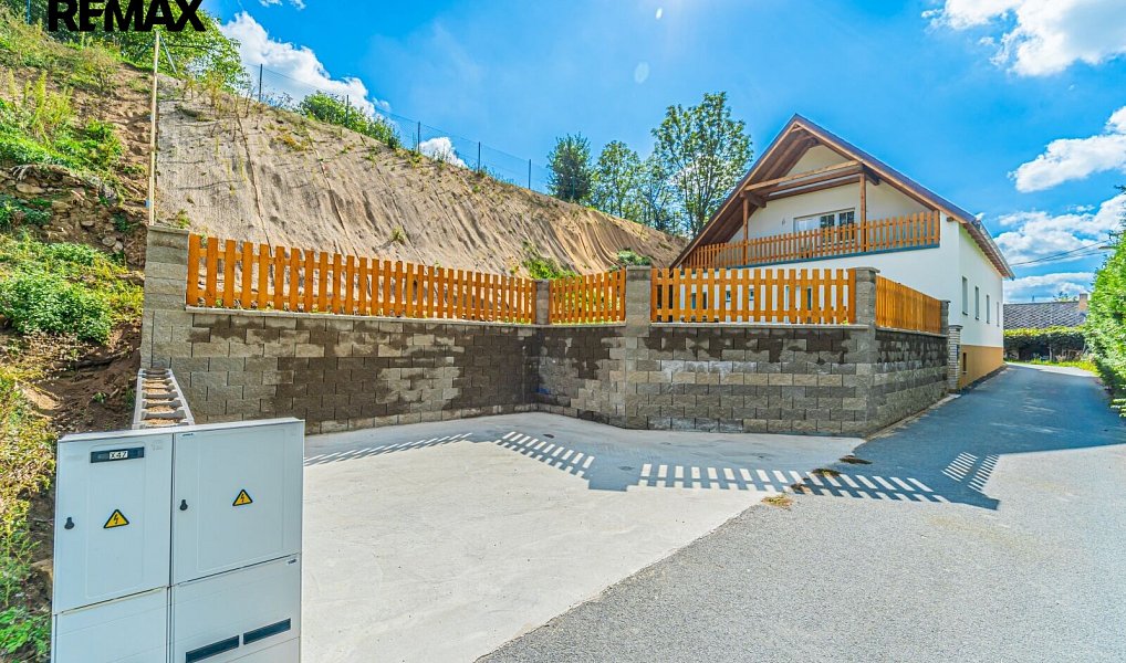 Prodej domu 190 m² s pozemkem 453 m², Nepomuk – náhled fotky 3