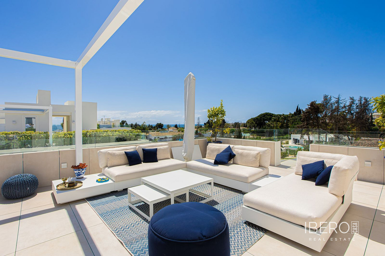 Piso 4+kk – Marbella, Nueva Andalucía - Vista 4