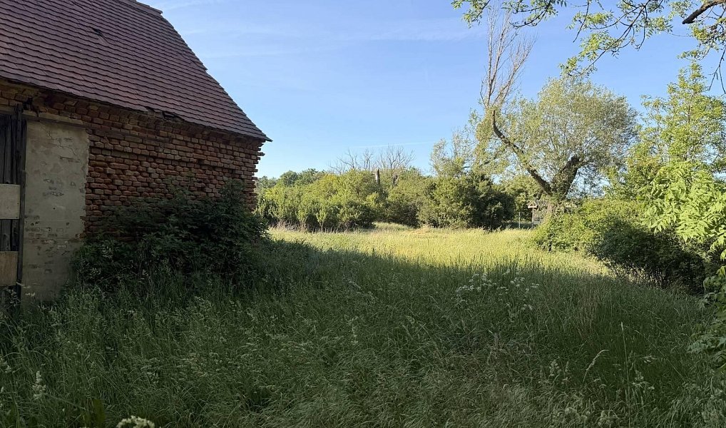 Prodej domu 120 m² s pozemkem 1 601 m², Březno – náhled fotky 22