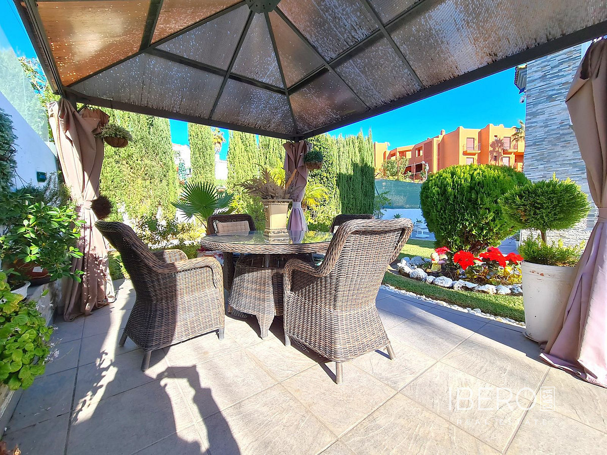 Casa 4+kk – Estepona, Urbanización Altos de Guadalobon, Urbanización Puerto Estepona (Seghers) - Vista 2