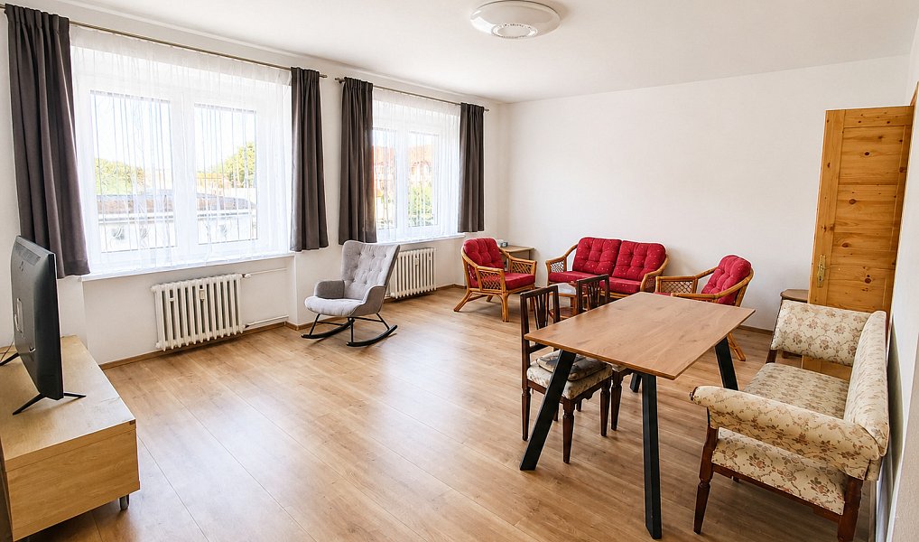 Pronájem bytu 2+1 60 m², České Budějovice – náhled fotky 2