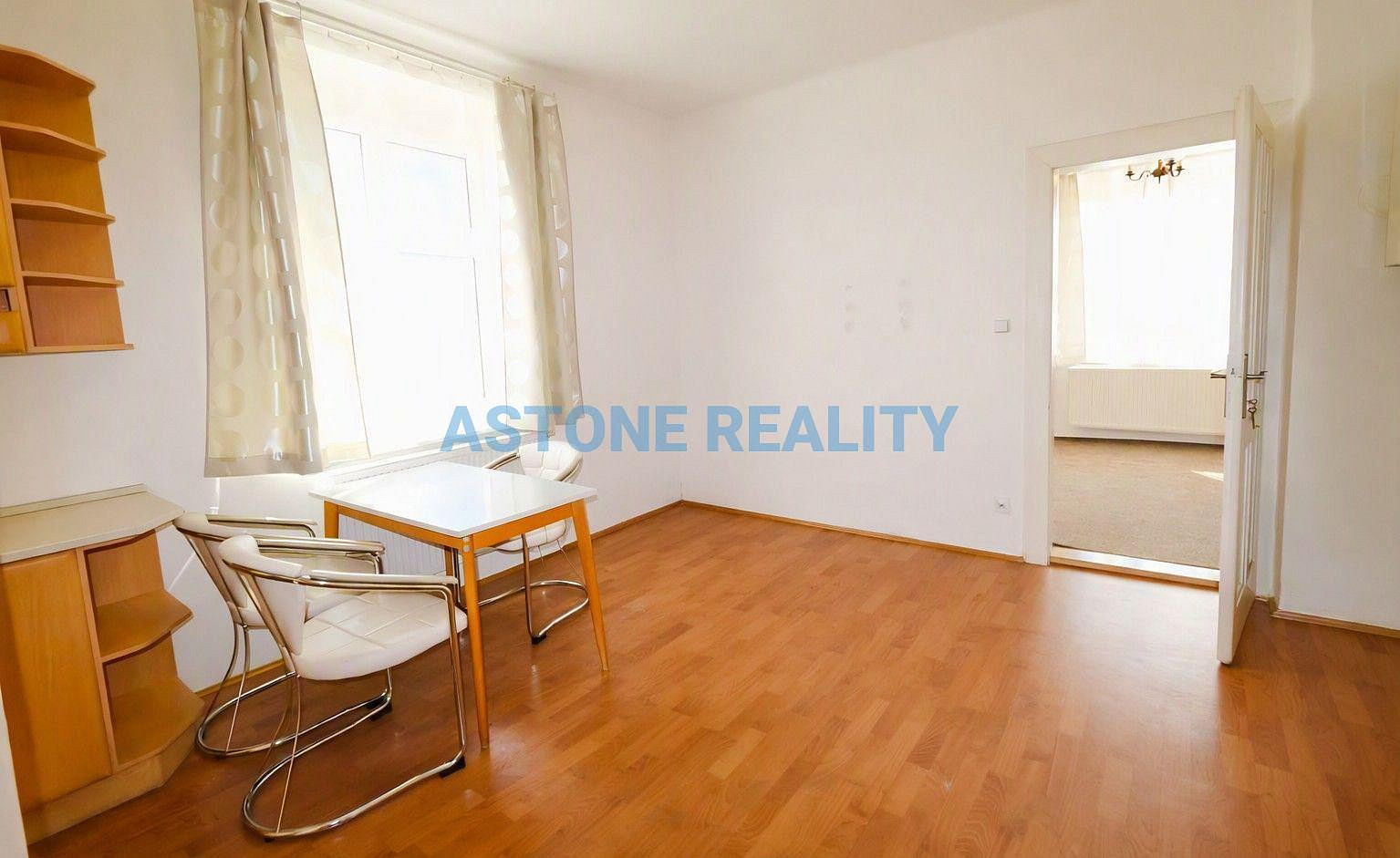 Pronájem bytu 3+kk 66 m² — photo 3