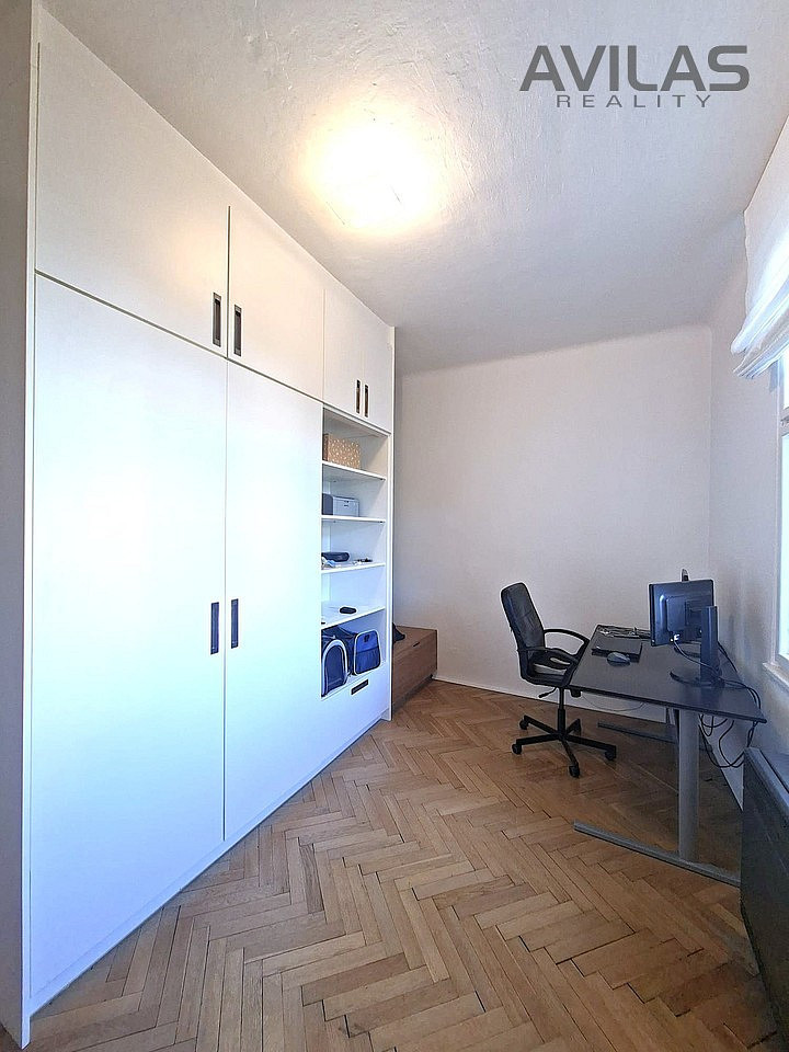 Pronájem bytu 2+1 69 m² – fotografie 3
