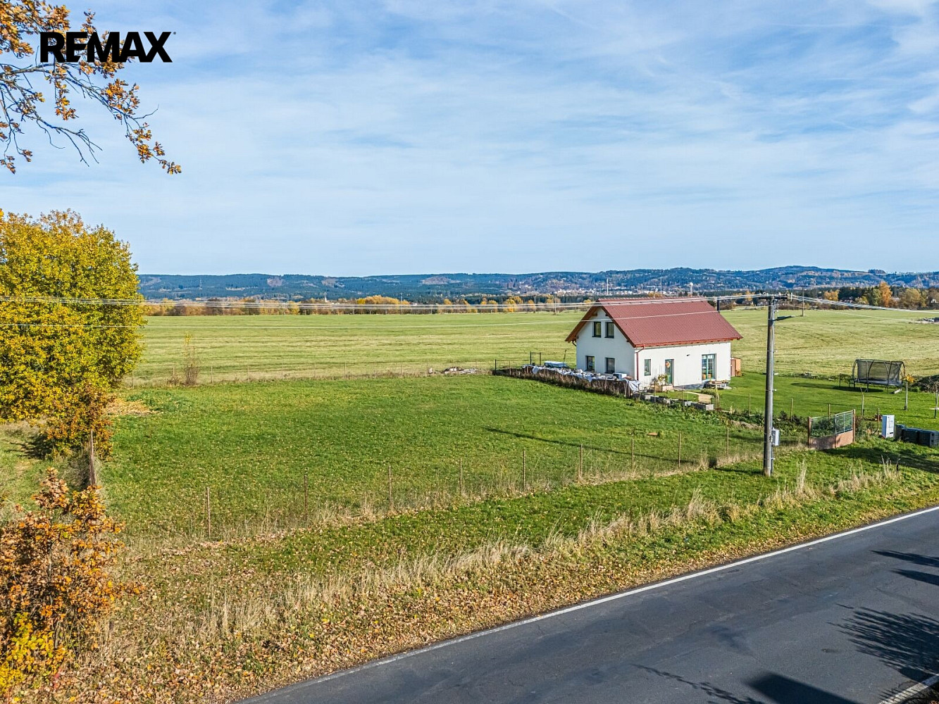 Prodej stavebního pozemku 1 360 m² – fotografie 2