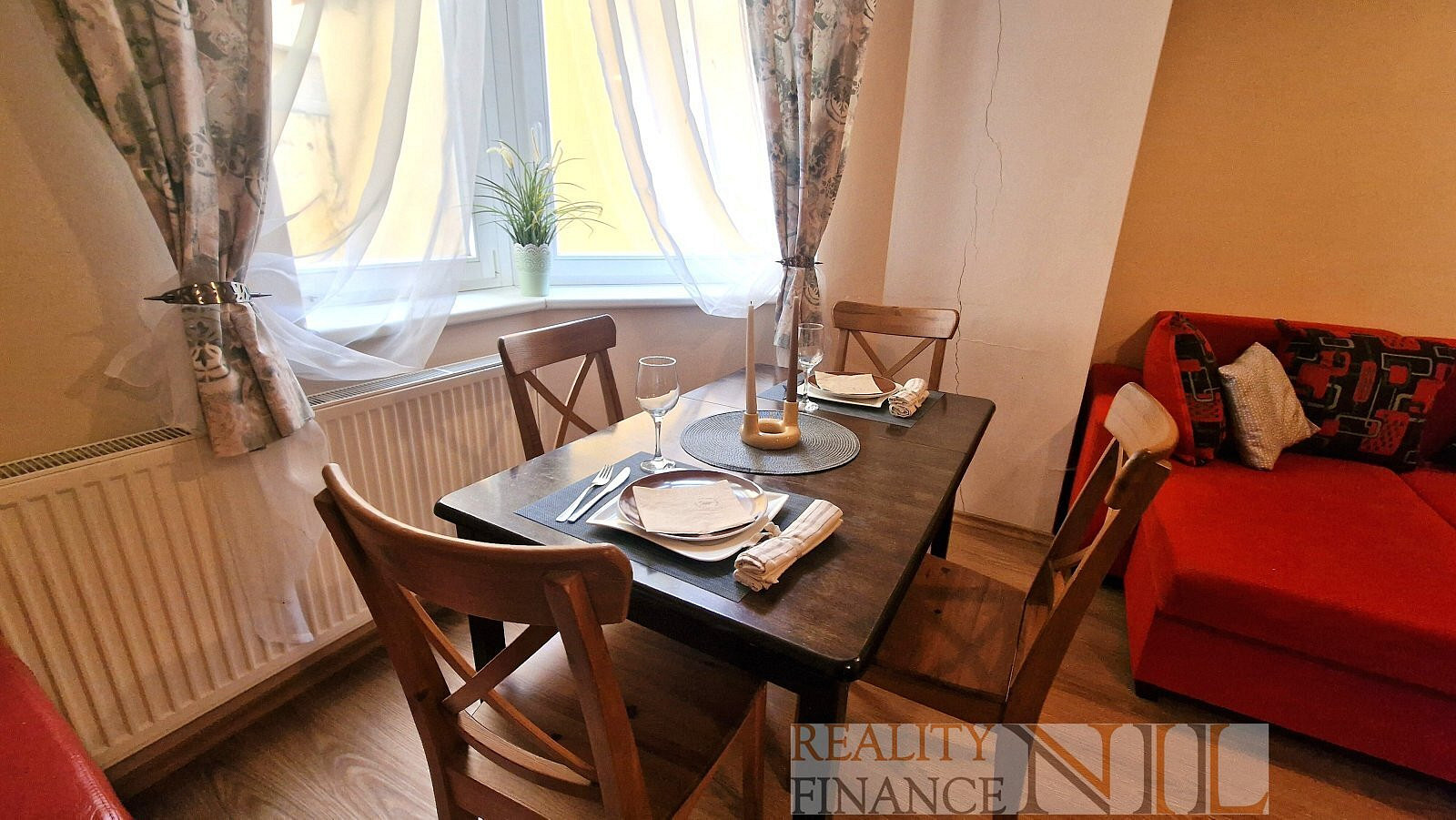 Pronájem bytu 2+kk 74 m² – fotografie 2