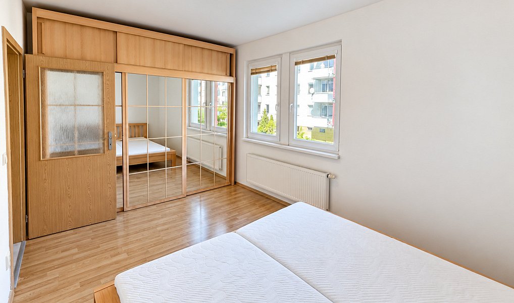Prodej bytu 2+kk 60 m², Praha – náhled fotky 9