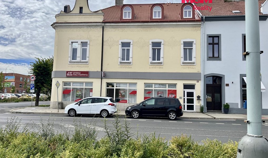 Pronájem bytu 2+kk 39 m², Louny – fotka 1 z 6