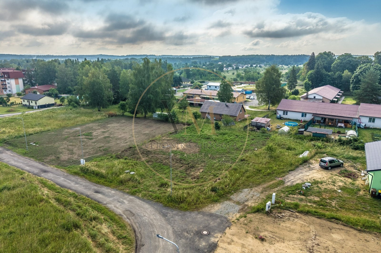 Prodej stavebního pozemku 971 m² – fotografie 3