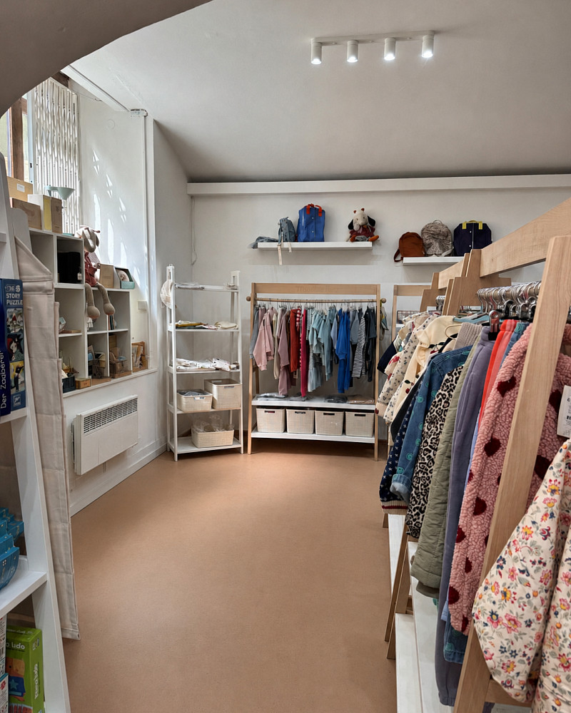 Pronájem obchodních prostor 90 m² — photo 2