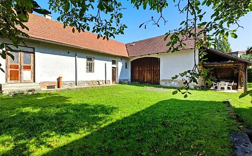 Prodej domu 101 m² s pozemkem 1 640 m², Slapy, okres Praha-západ