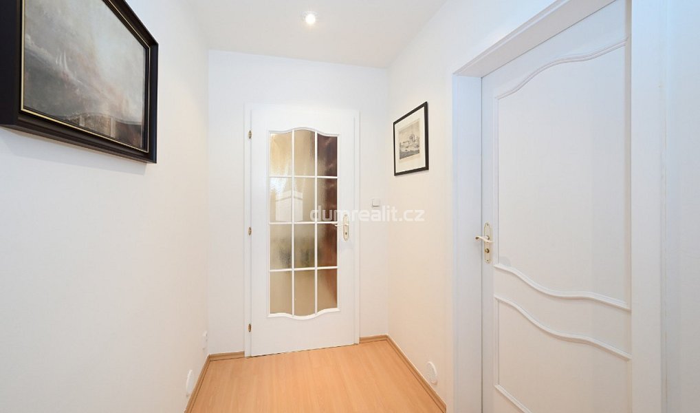 Prodej bytu 3+1 166 m², Praha – náhled fotky 21