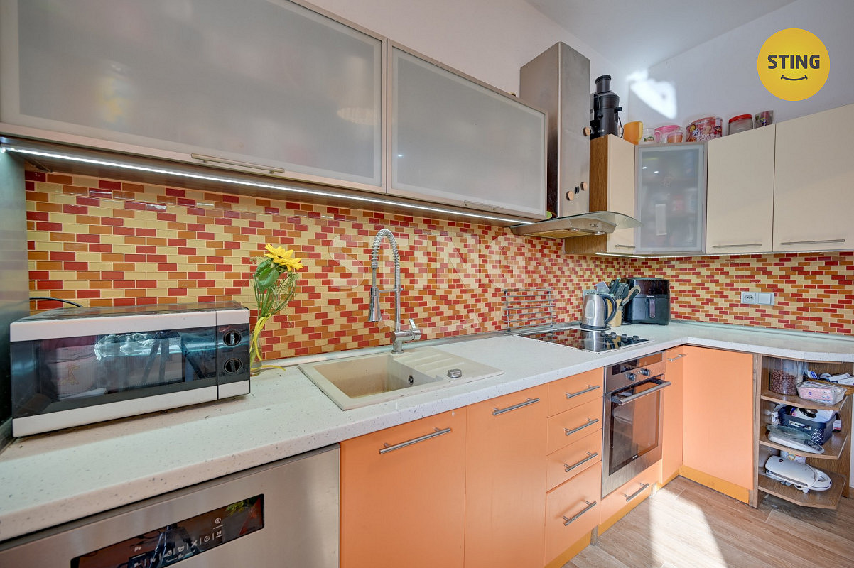 Prodej domu 160 m² s pozemkem 189 m² – fotografie 2