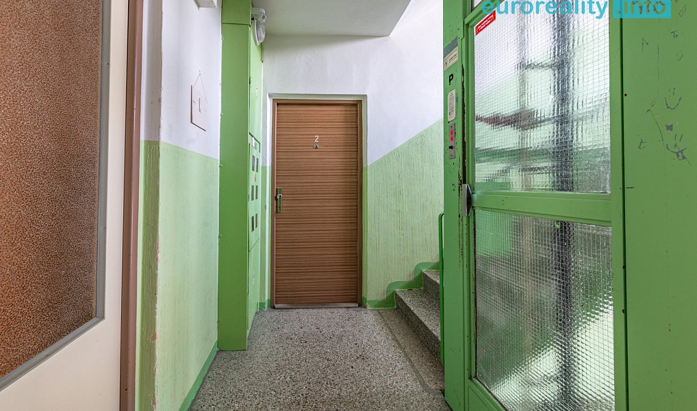 Prodej bytu 3+1 82 m², Luby – náhled fotky 21