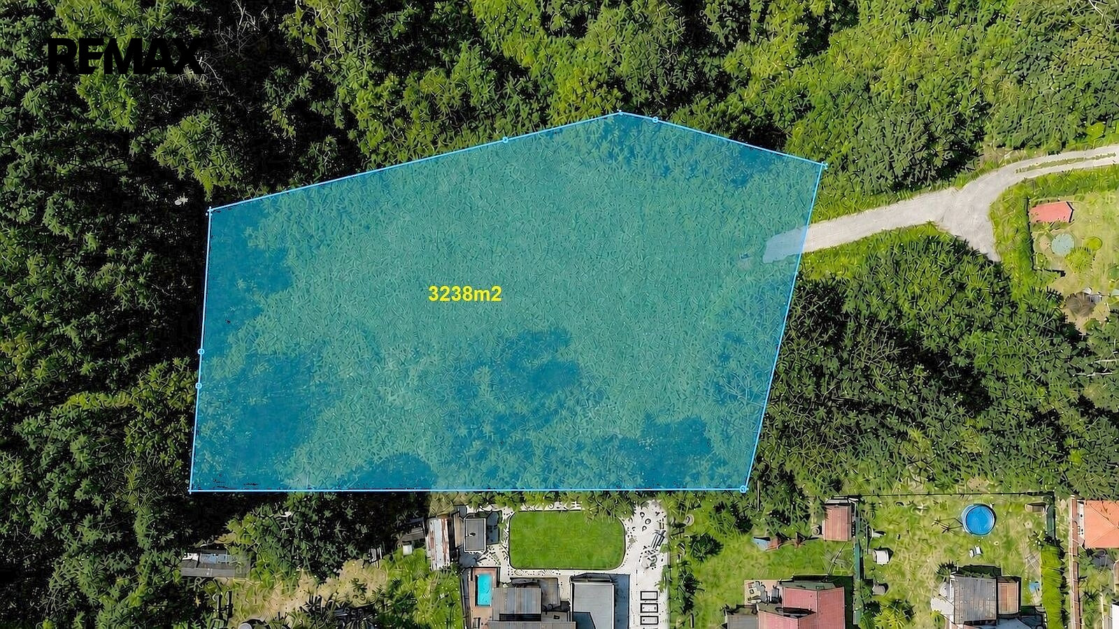 Prodej stavebního pozemku 3 238 m² – fotografie 4