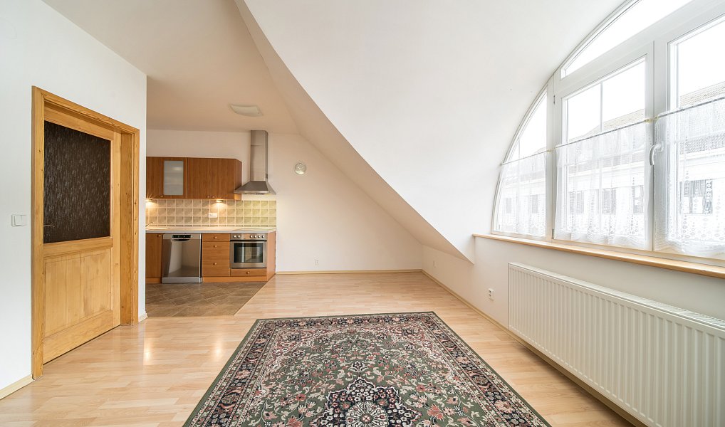 Pronájem bytu 2+kk 80 m², Brno – náhled fotky 2