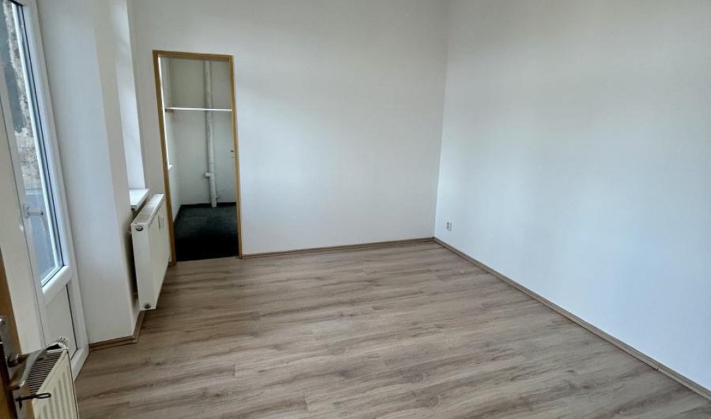 Pronájem bytu 2+1 63 m², Teplice – náhled fotky 14