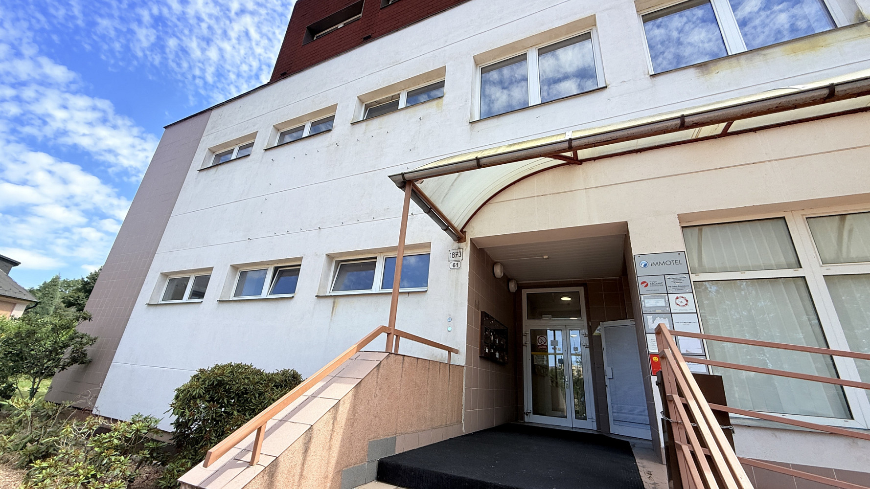 Pronájem garáže 15,86 m2 Bruntál – fotografie 4