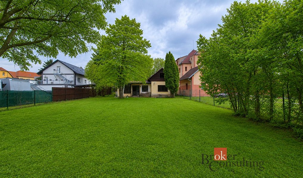 Prodej domu 150 m² s pozemkem 1 428 m², Praha – náhled fotky 2
