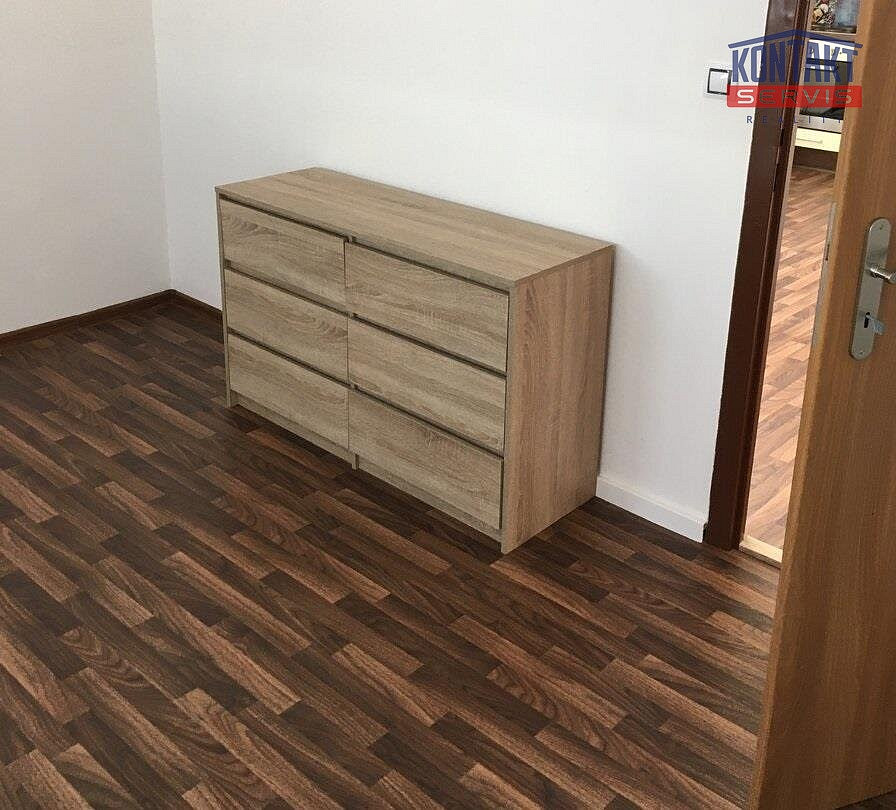 Pronájem bytu 2+kk 42 m² — photo 3