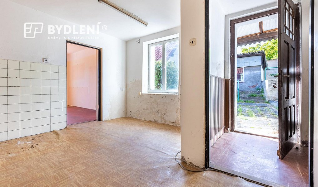 Prodej domu 207 m² s pozemkem 726 m², Kamýk – náhled fotky 14