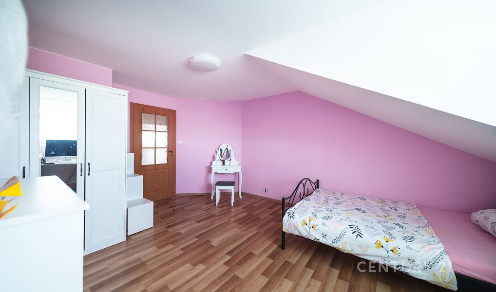 Prodej domu 545 m² s pozemkem 2 148 m², Chlumčany – náhled fotky 23