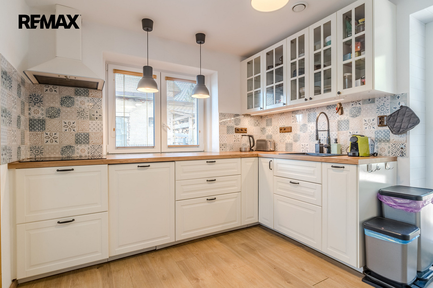 Prodej domu 144 m² s pozemkem 916 m² — photo 2