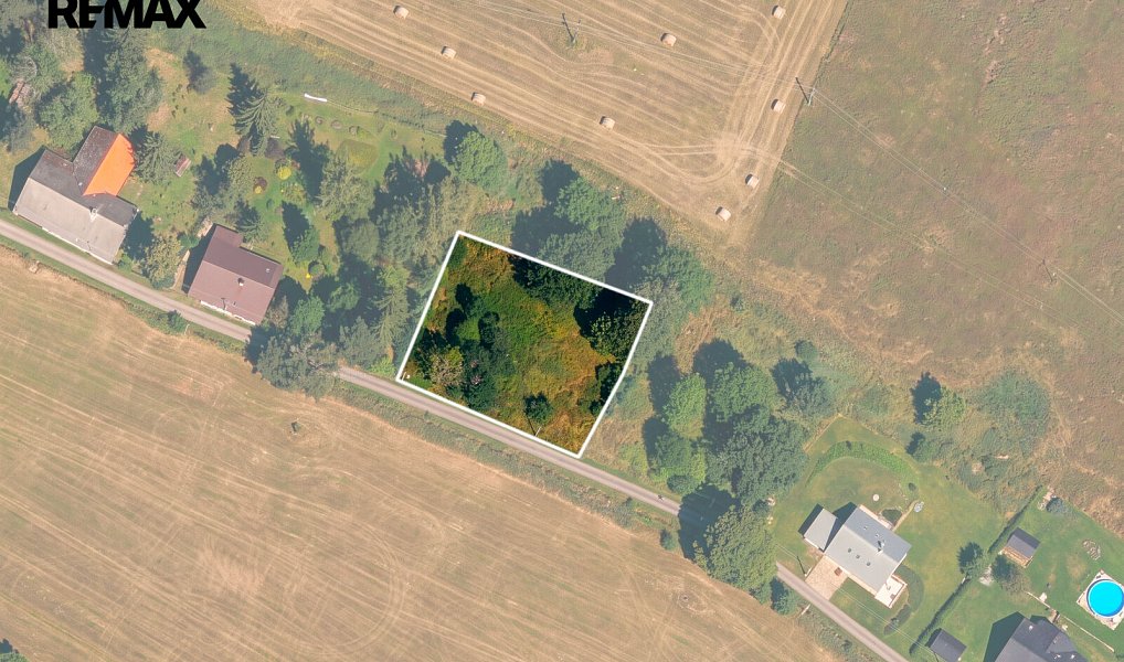 Prodej stavebního pozemku 1 870 m², Stožec – náhled fotky 3