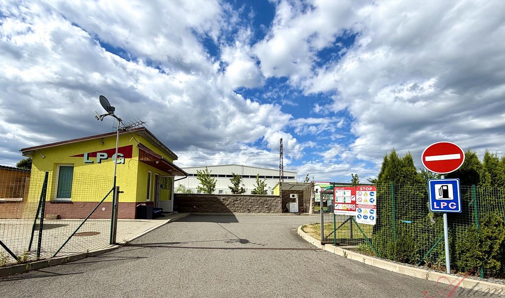 Prodej komerčního pozemku 994 m², Vítkov – náhled fotky 4