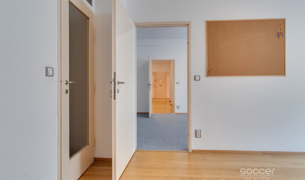 Pronájem kanceláře 97 m², Praha – náhled fotky 19
