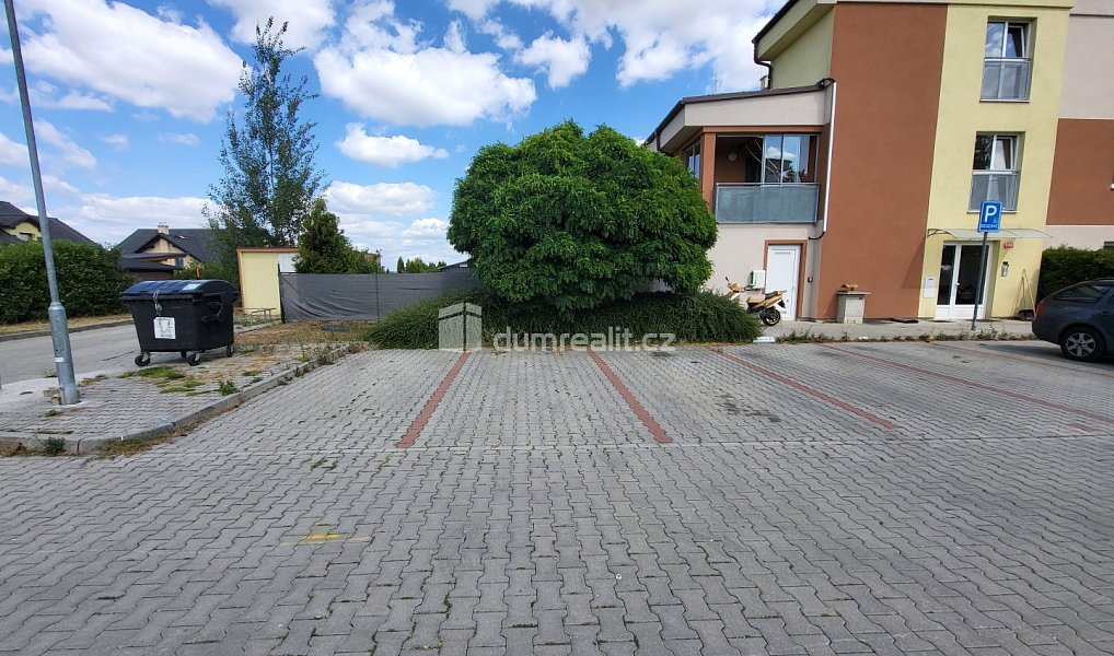 Prodej bytu 4+kk 85 m², Vochov – náhled fotky 17
